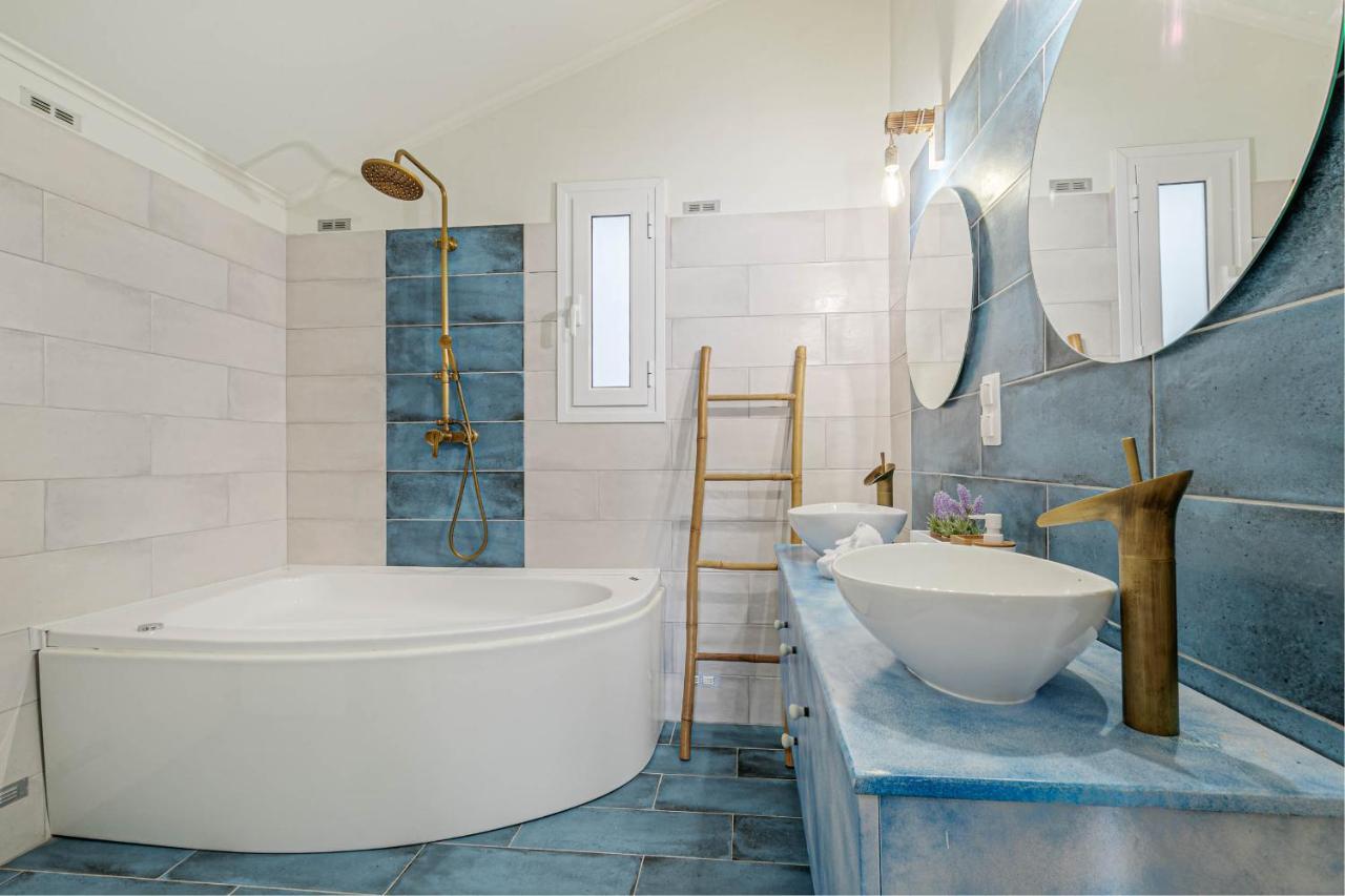 Villa Orizontas Corfu, Private Villa With Breathtaking Views Loutses Exteriör bild